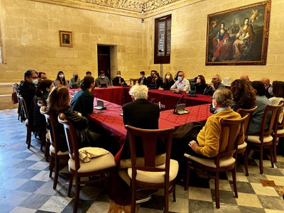 El alcalde analiza con el sector la “necesaria” reforma de los estatutos del ICAS para mejorar su funcionamiento, adaptar la administración a la industria local y reforzar la actividad cultural en Sevilla