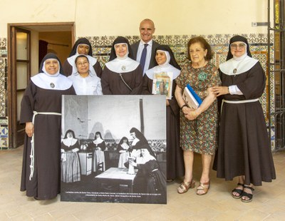 El Ayuntamiento publica la obra ‘Real Monasterio de Santa Clara’, que recoge la evolución histórica, el patrimonio artístico y la vida del Espacio Santa Clara desde el siglo XIII hasta hoy