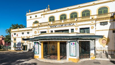 El Ayuntamiento restaurará las cubiertas del Teatro Lope de Vega y del Casino de la Exposición con una inversión de 740.000 euros